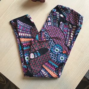 LuLaRoe TC Leggings with Owls
